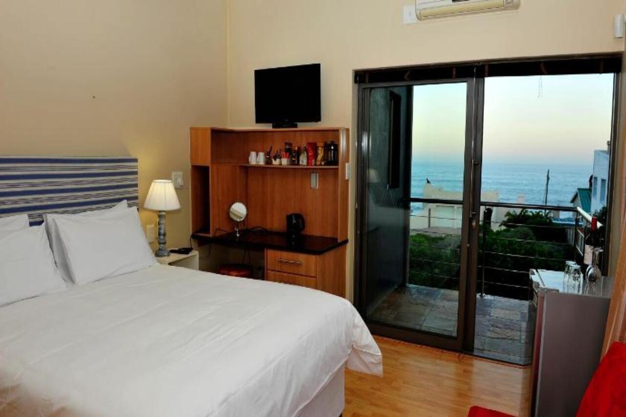 Marine 5 Boutique Hotel Gansbaai Exterior photo